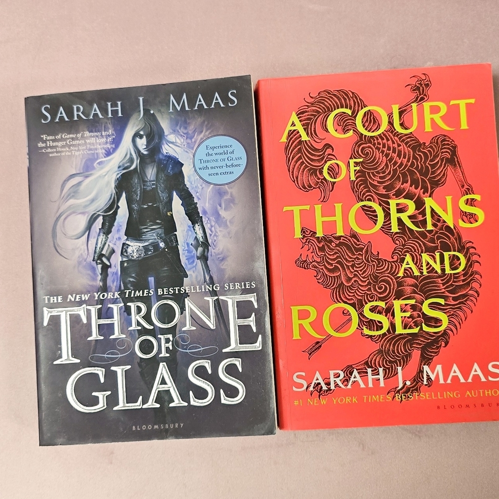 Throne of Glass OG and A Court of Thorns and Roses Books By Sarah J. Maas